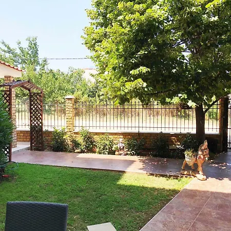 Alrose Apartman *