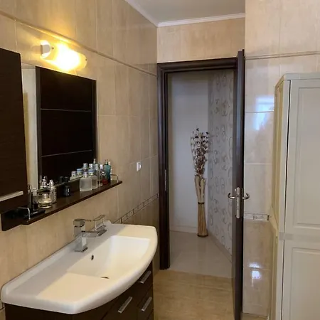 Alrose Apartman Limenária